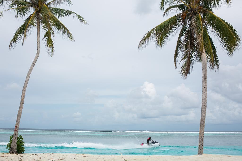 Отель Maldives Seashine Хураа Экстерьер фото